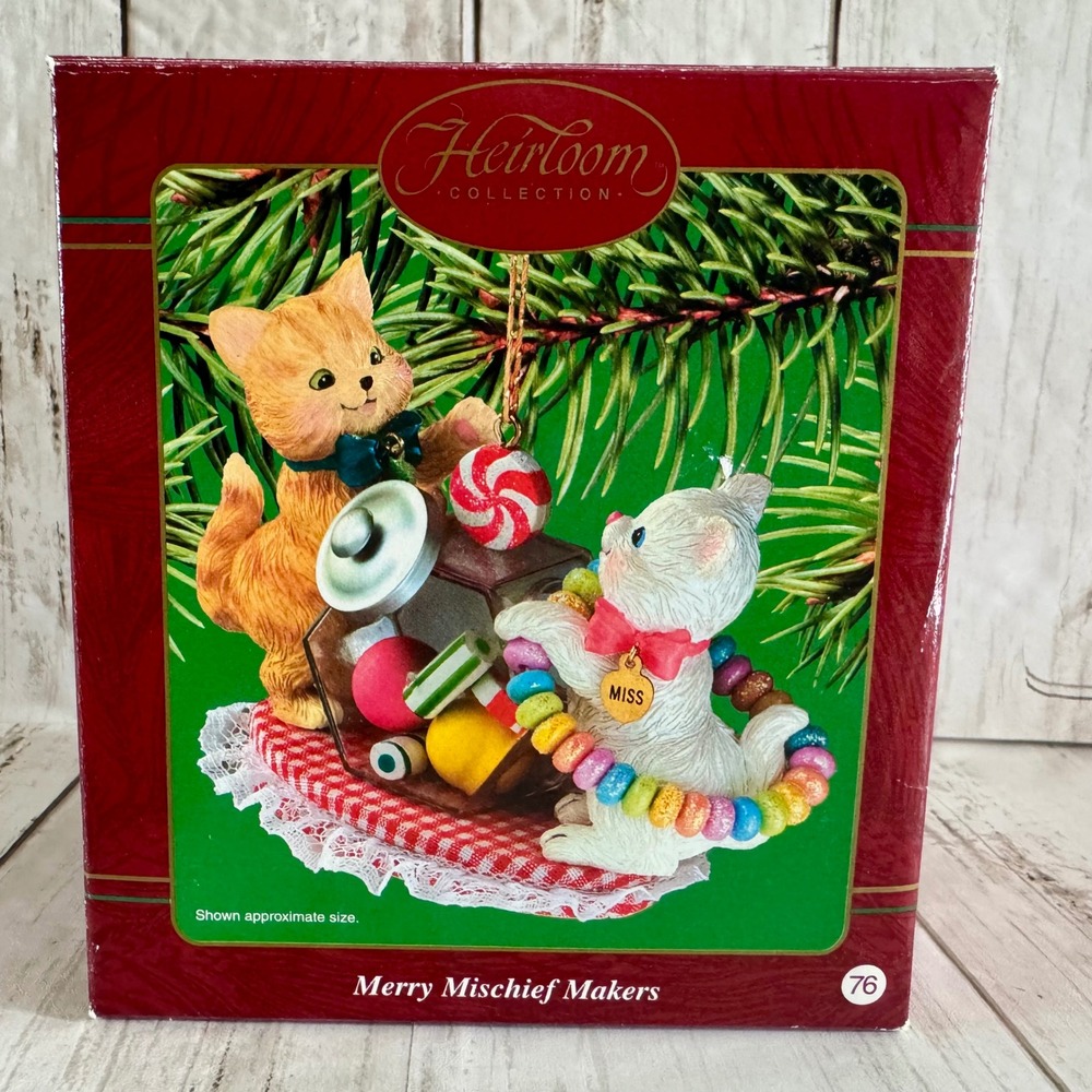 Carlton Cards Merry Mischief Makers Cat Christmas Candy Ornament 2002 Boxed #76